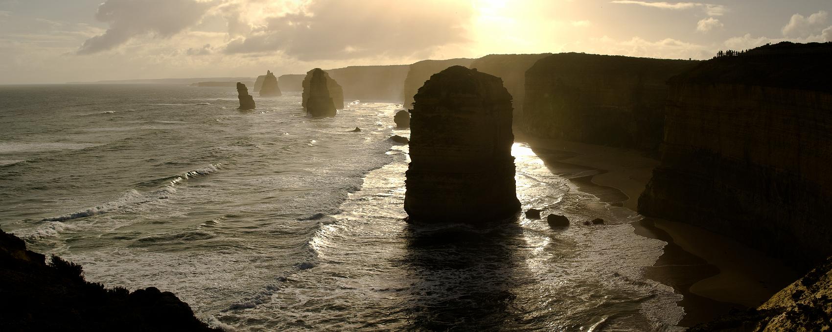 20110627-Tvelve-Apostles-Panorama-2.JPEG