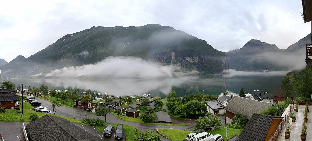 20110725-Geiranger-Panorama-3.jpg